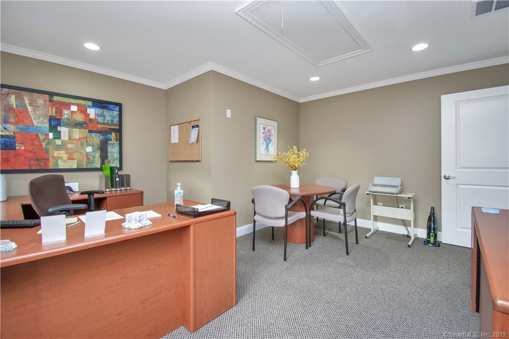 Suite 604 : 85 Felt Rd, South Windsor, CT, 06074
